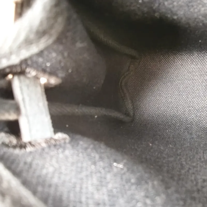 Hermès Crossbody Bag Herbag Zip 20 Black Canvas Mini 20.5 × 7 × 16.5 cm G — detail view 3 of 15