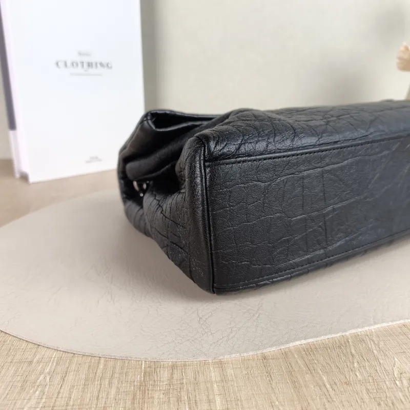 SAINT LAURENT Shoulder Bag Shoulder Bag Black Calfskin One Size 28 × 10 × 17 cm — detail view 12 of 12