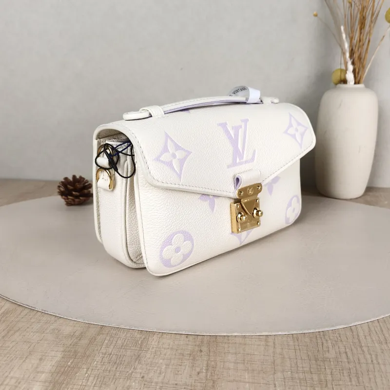 Louis Vuitton Crossbody Bag Pochette Métis East West White · Monogram Empreinte Embossed Calfskin Small 21.5 × 6 × 13.5 cm — cover view 4 of 5