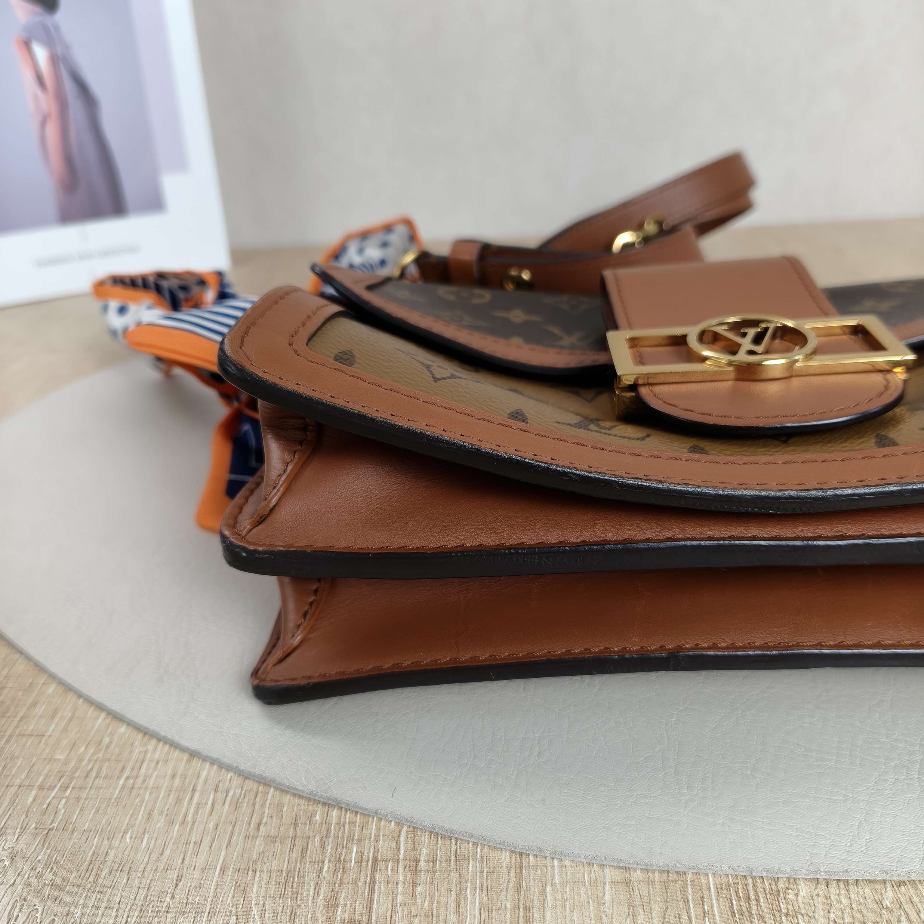Louis Vuitton Crossbody Bag Dauphine Monogram PVC Medium25 × 10.5 × 17 cm — cover view 4 of 10