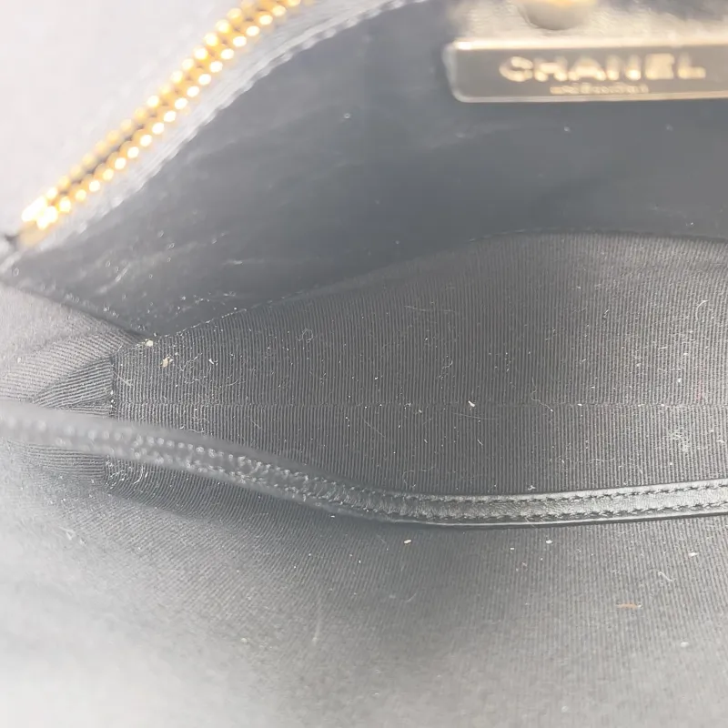 Chanel Crossbody Bag31Bag Black Waxed Leathermini23 × 5.5 × 22 cm — detail view 3 of 13