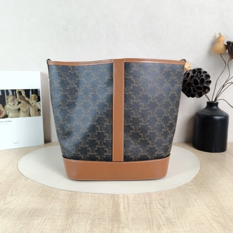 CELINE Crossbody Bag Triomphe Bucket Bag Monogram PVC Medium24 × 18 × 27 cm — cover view 5 of 5