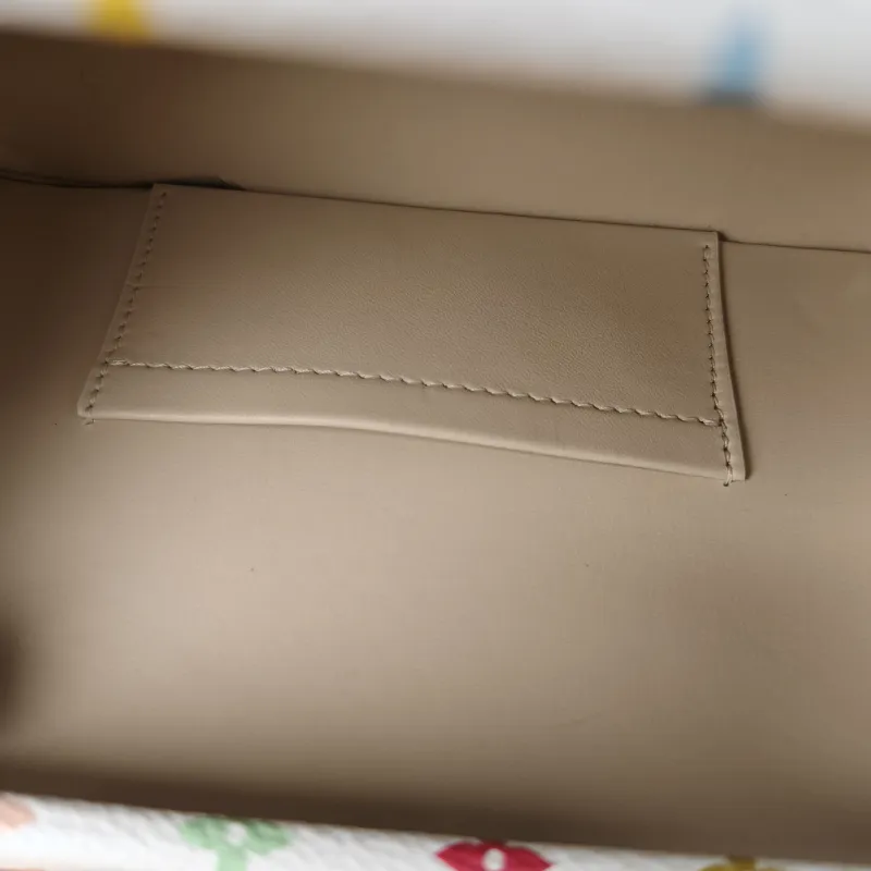 Louis Vuitton Crossbody Bag PETITE MALLE Box Multicolore PVC Mini 20 × 6 × 12.5 cm — detail view 9 of 14