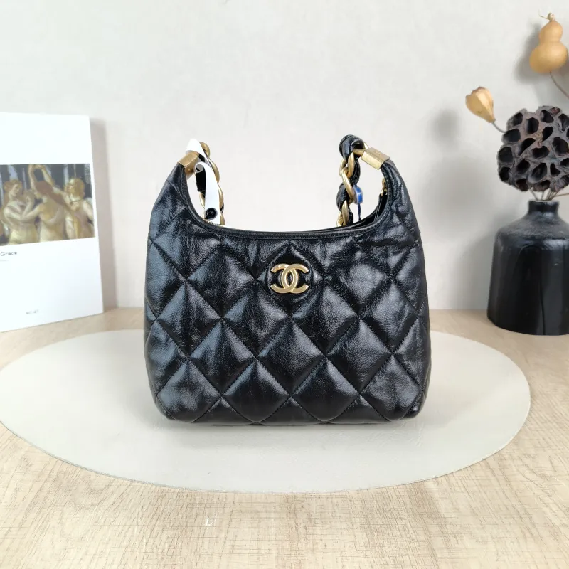 Chanel Shoulder Bag Hobo Black Waxed Leather Small22.5 × 8.5 × 19.5 cm
