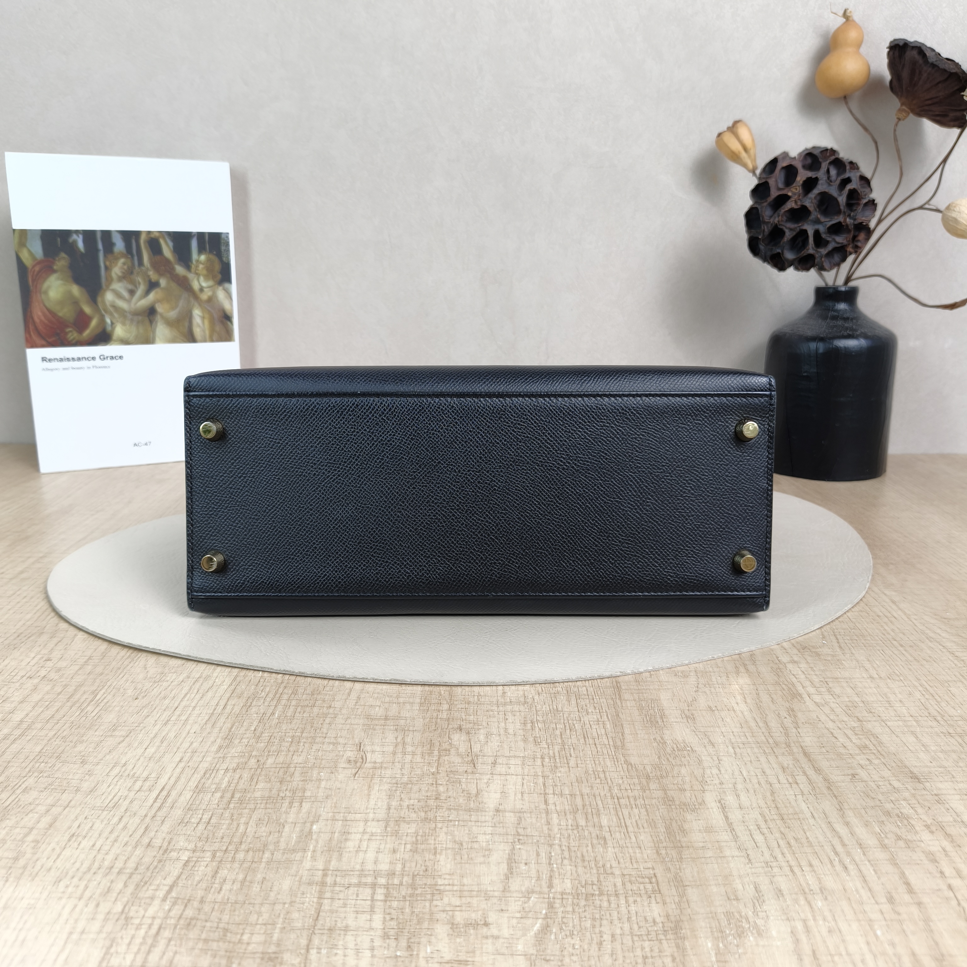 Hermès Shoulder Bag Kelly 28 Gold-Tone Hardware Black Epsom Calfskin Medium28 × 10 × 22 cm — cover view 4 of 6