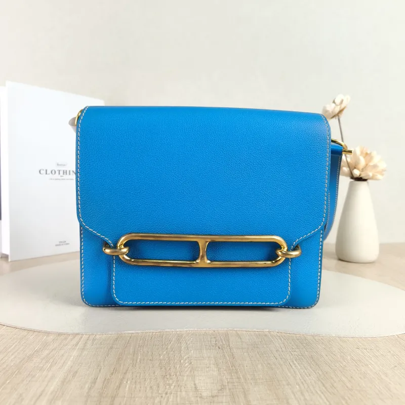 Hermès Crossbody Bag Roulis 23 B3 Evercolor Calfskin Medium 23 × 7.5 × 19 cm A