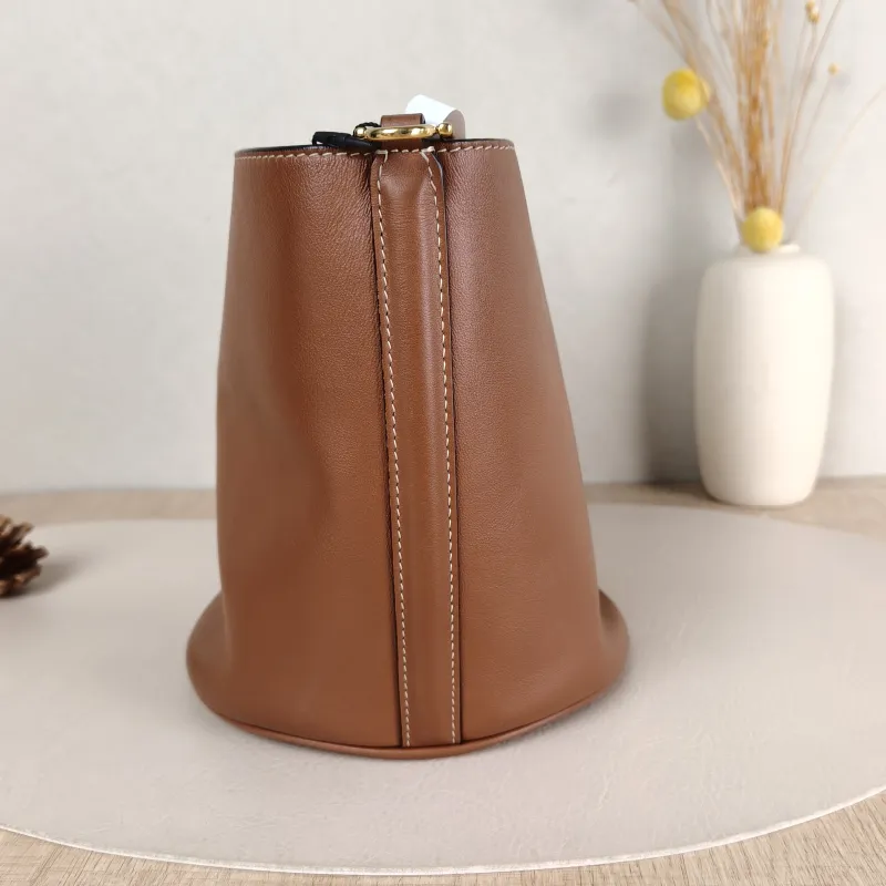 CELINE Crossbody Bag Bucket 16 Bucket Bag Caramel Calfskin Small 16 × 16 × 18 cm — detail view 1 of 9