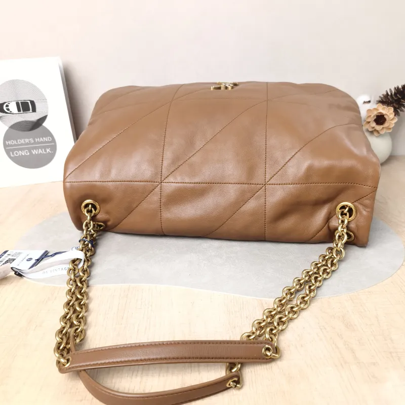 SAINT LAURENT Crossbody Bag Jamie 4.3 Chain Bag Lambskin Large 43 × 9 × 29 cm — detail view 7 of 14