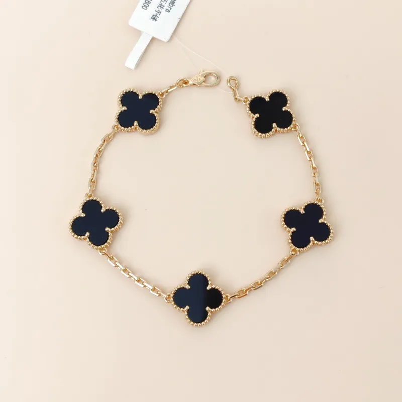 Van Cleef & Arpels Bracelet Alhambra Alhambra Collection Five-Motif Bracelet 18KY ellow Gold Vintage Small 19cm