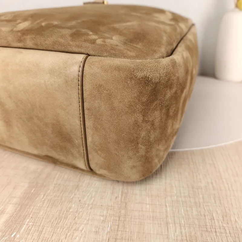 SAINT LAURENT Shoulder Bag LE 5 À 7 Hobo Brown Suede Large 30 × 13 × 31 cm — detail view 6 of 11