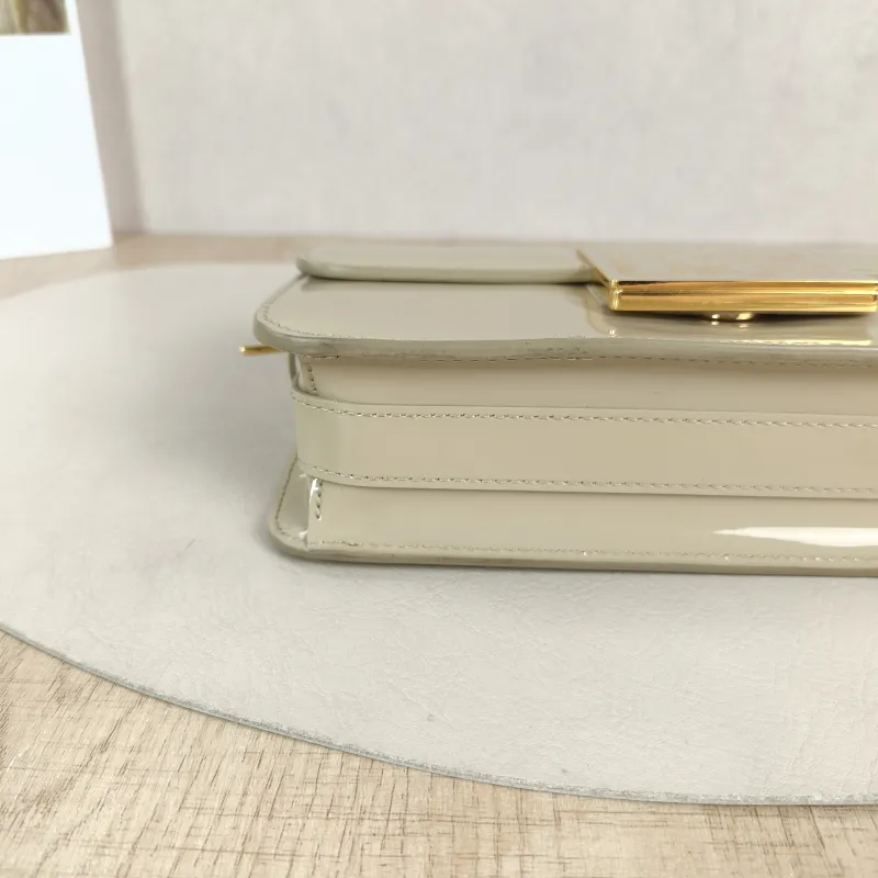DIOR Shoulder Bag Shoulder Bag Patent Leather One Size 22 × 5 × 11.5 cm — detail view 1 of 13
