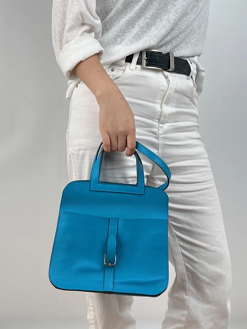 Hermès Shoulder Bag Halzan 25 Evercolor Calfskin Small 25 × 8 × 17 cm B — on-model view 2 of 2