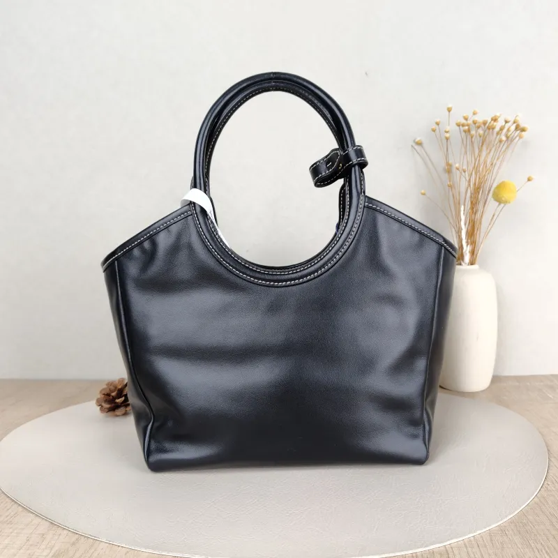 Miumiu Shoulder Bag IVY Tote Shopping Tote Black CC alfskin Small22 × 12 × 23.5 cm — cover view 4 of 5