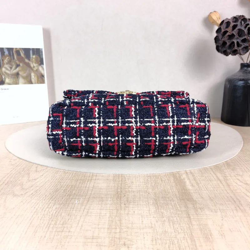 Chanel Crossbody Bag19Bag Navy Small26 × 9 × 16 cm — cover view 2 of 6