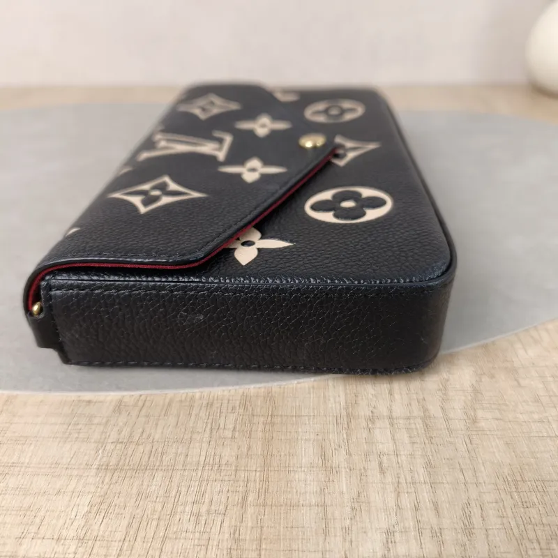 Louis Vuitton Crossbody Bag Pochette Félicie Black · White Calfskin Small 21 × 3 × 12 cm — detail view 9 of 14