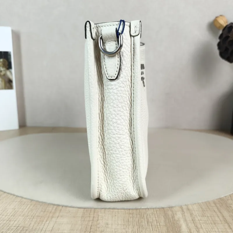 PRADA Crossbody Bag Crossbody Bag White Calfskin One Size 18 × 6.5 × 19.5 cm — detail view 5 of 11