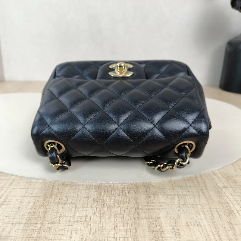 Chanel Crossbody Bag Classic Flap Mini CF Mini Black SL ambskinmini17 × 8 × 13.5 cm — detail view 8 of 15