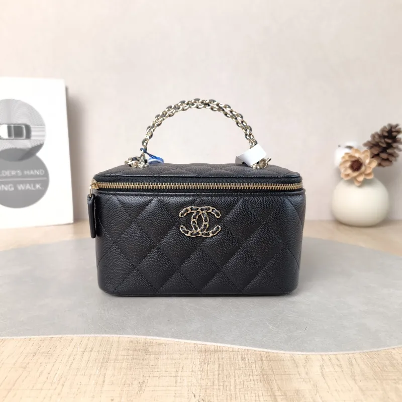 Chanel Crossbody Bag Black Grained Calfskin Mini 16 × 8 × 9.5 cm