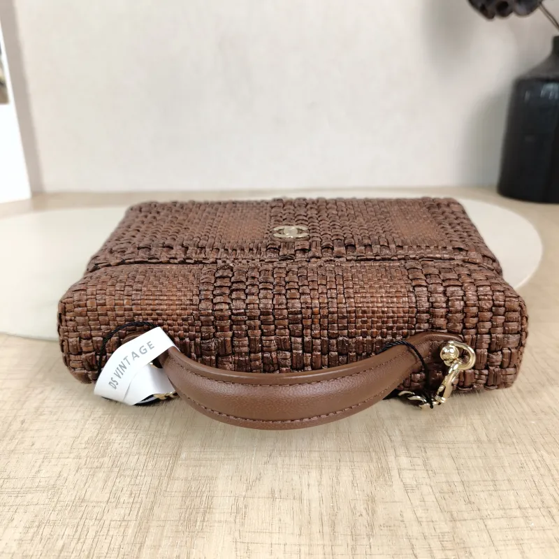 Chanel Crossbody Bag lp Box Bag Top Handle Crossbody Bag 19.5 × 5 × 17 cm — detail view 9 of 15