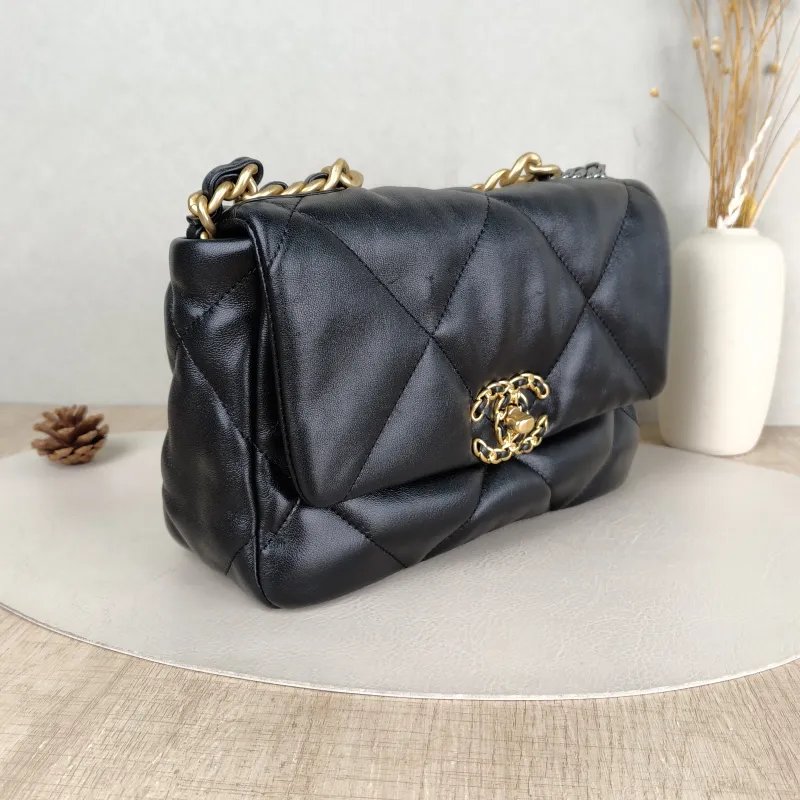 Chanel Crossbody Bag 19Bag Black SL ambskin Small 26 × 9 × 16 cm — cover view 3 of 5