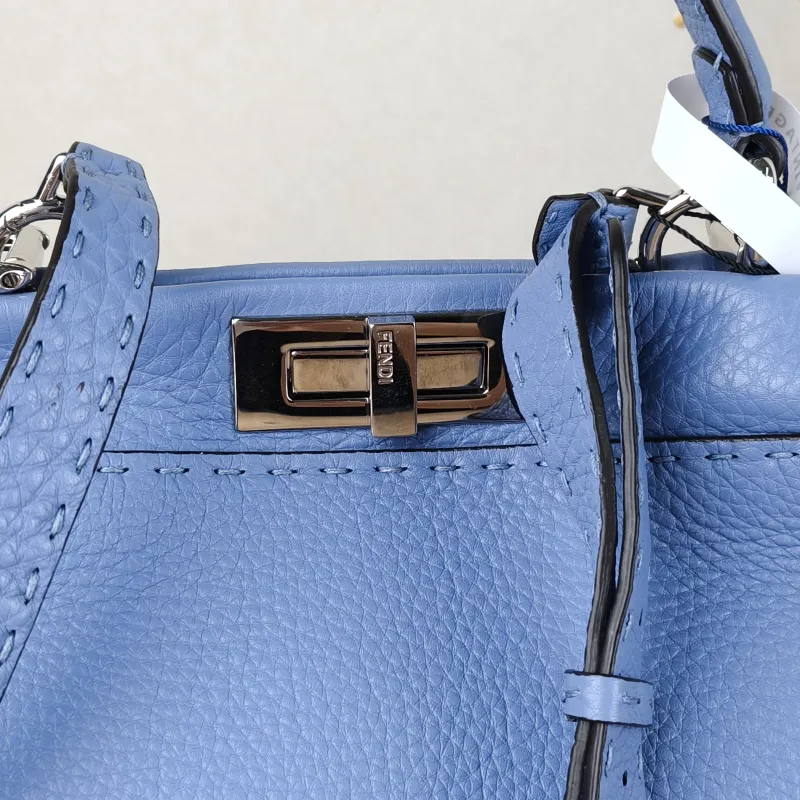 FENDI Crossbody Bagpeekaboo lconic Crossbody Bag Blue Calfskin Large34 × 13 × 23 cm — detail view 9 of 14