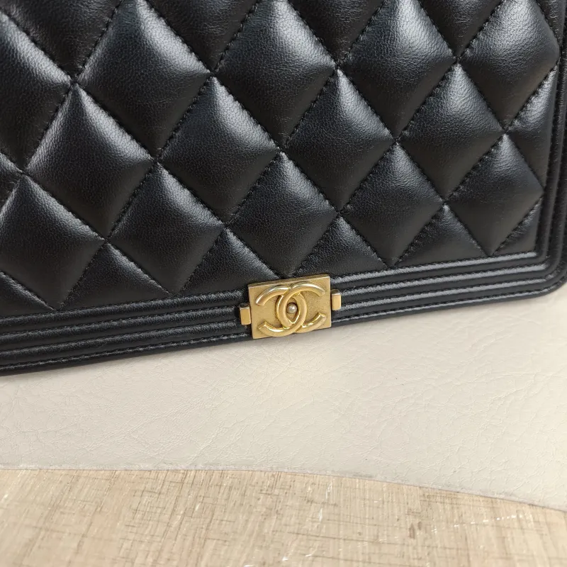 Chanel Crossbody Bag Le Boy​ WOC Black Lambskinmini19.2 × 3.5 × 12.3 cm — detail view 3 of 11