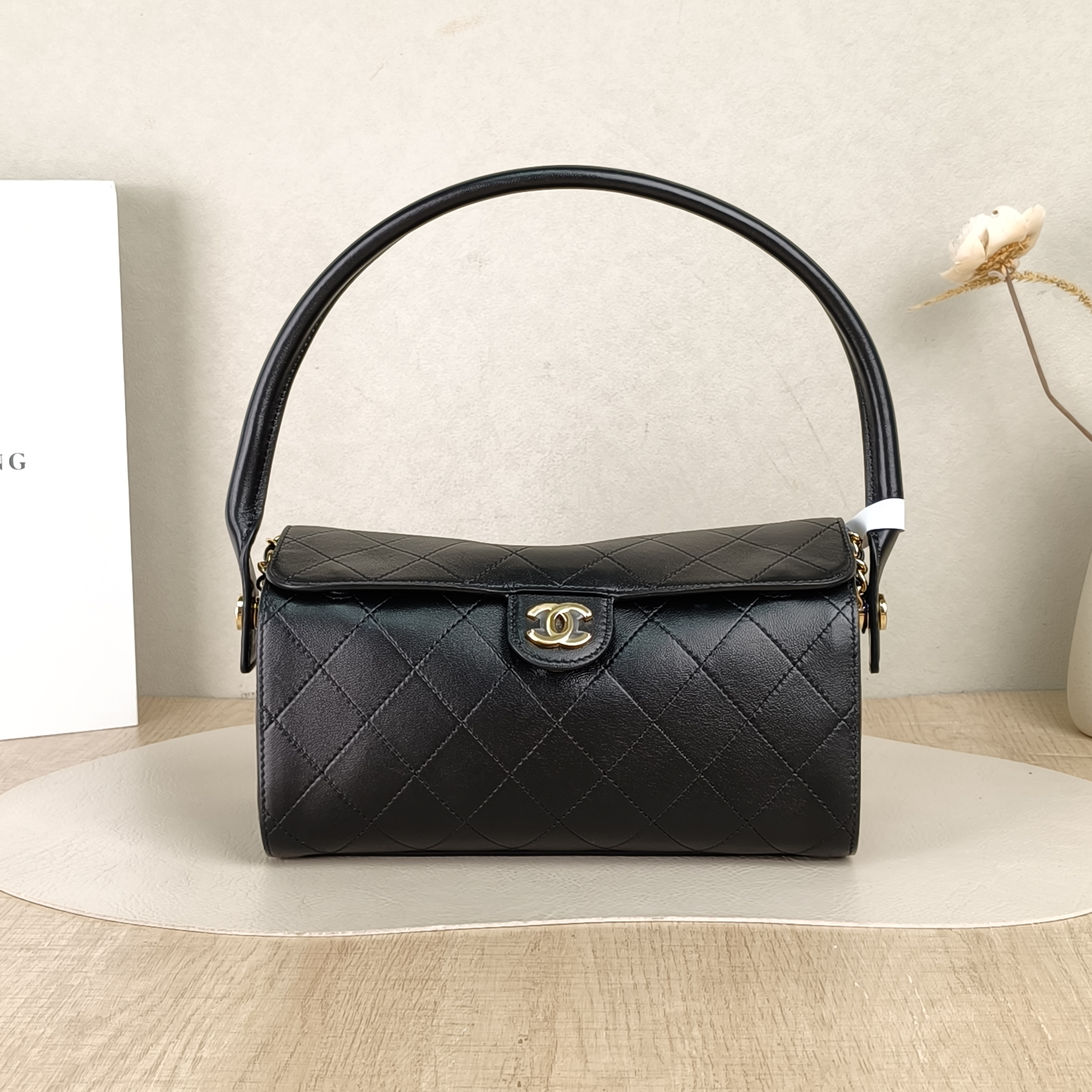 Chanel Shoulder Bag26a Collection Crossbody Bag Black Lambskin One Size23 × 11 × 12.5 cm