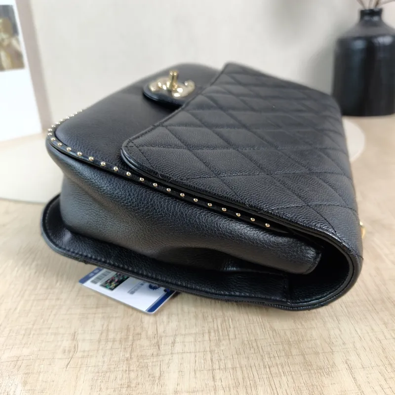 Chanel Crossbody Bag cf Collection Crossbody Bag Black Calfskin One Size 26 × 7 × 18 cm 24 — detail view 5 of 13