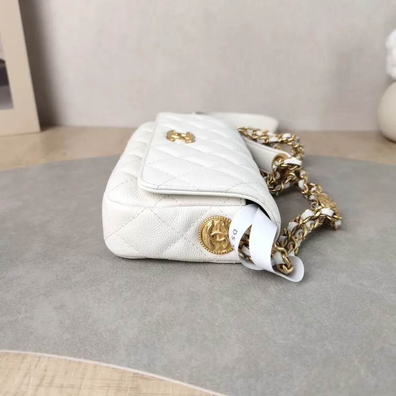 Chanel Crossbody Bag Crossbody Bag White Gold Grained Calfskin One Size 17 × 3 × 9.5 cm — detail view 6 of 11