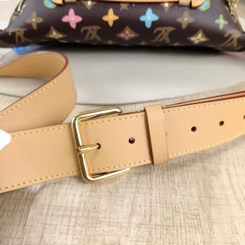 Louis Vuitton Belt Bag Rush Belt Bag Tyler PVC One Size 30 × 8 × 15 cm — detail view 8 of 9