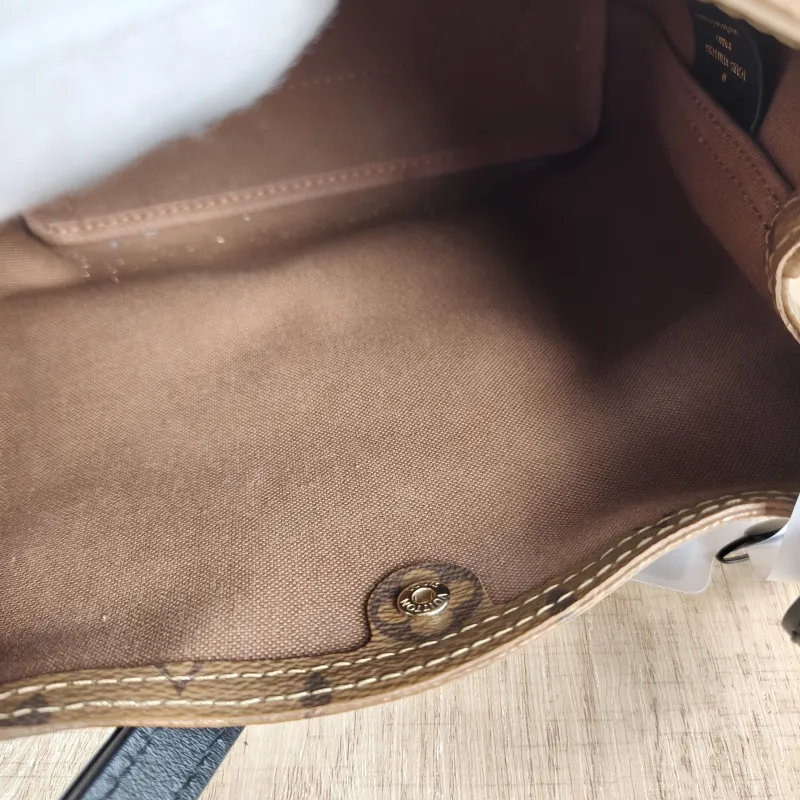 Louis Vuitton Top Handle Bag ATLANTIS Monogram PVCBB17 × 7 × 17 cm — detail view 8 of 10