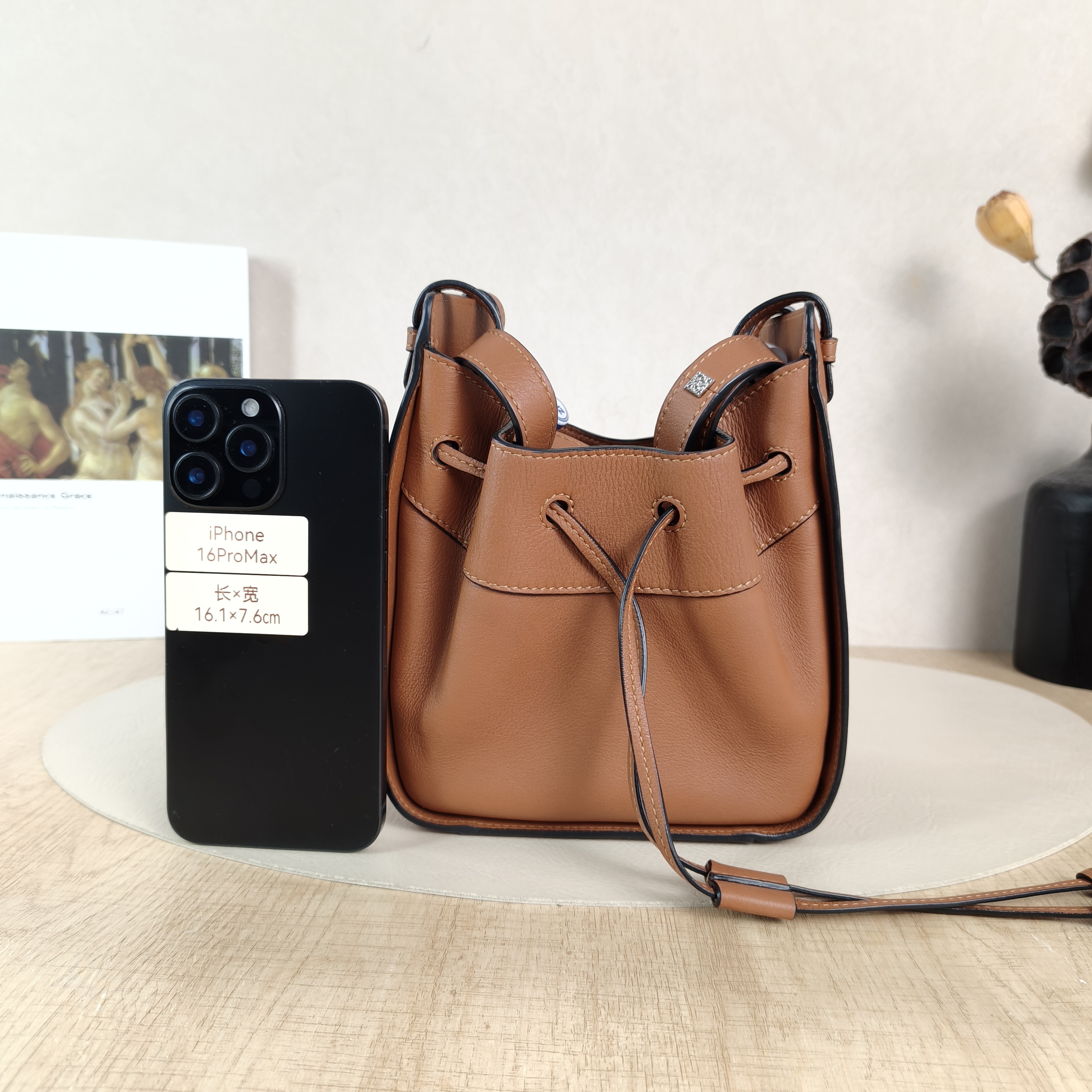 LOEWE Crossbody Bag Hammock Brown Calfskinmini17 × 11 × 19.5 cm — cover view 3 of 5