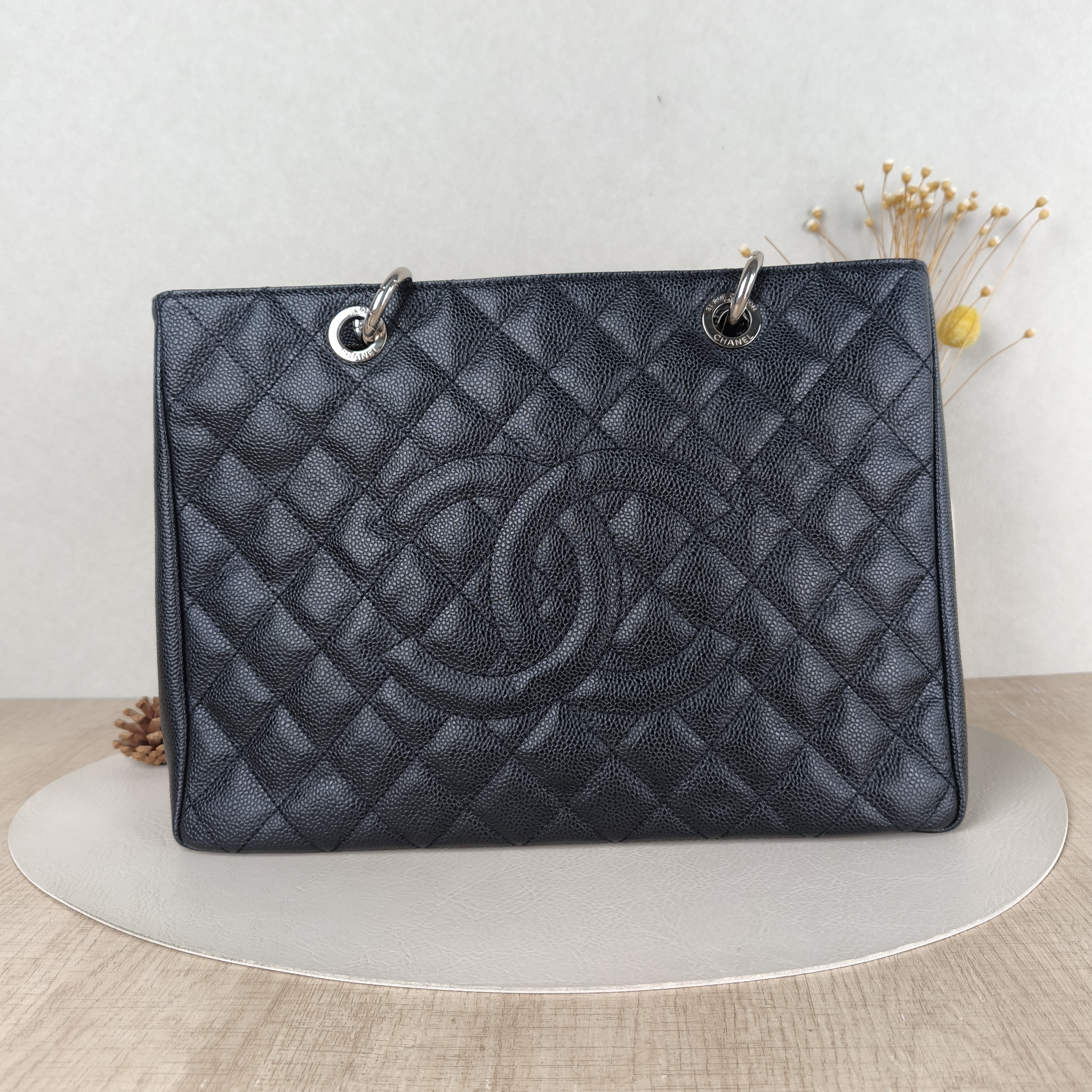 Chanel Shoulder Bag Grand Shopping Tote​ GST Shopping Tote Grained Calfskin Large33 × 13 × 24 cm