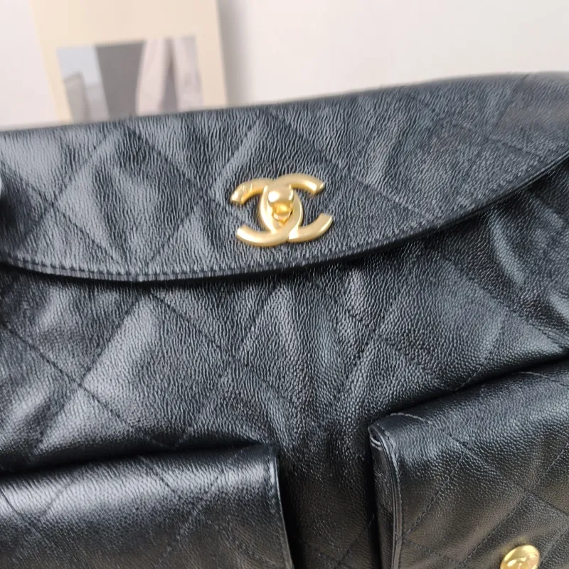 Chanel Shoulder Bag Supple Twins Hobo Black Grained Calfskin Large 30 × 5 × 21.5 cm — detail view 10 of 15