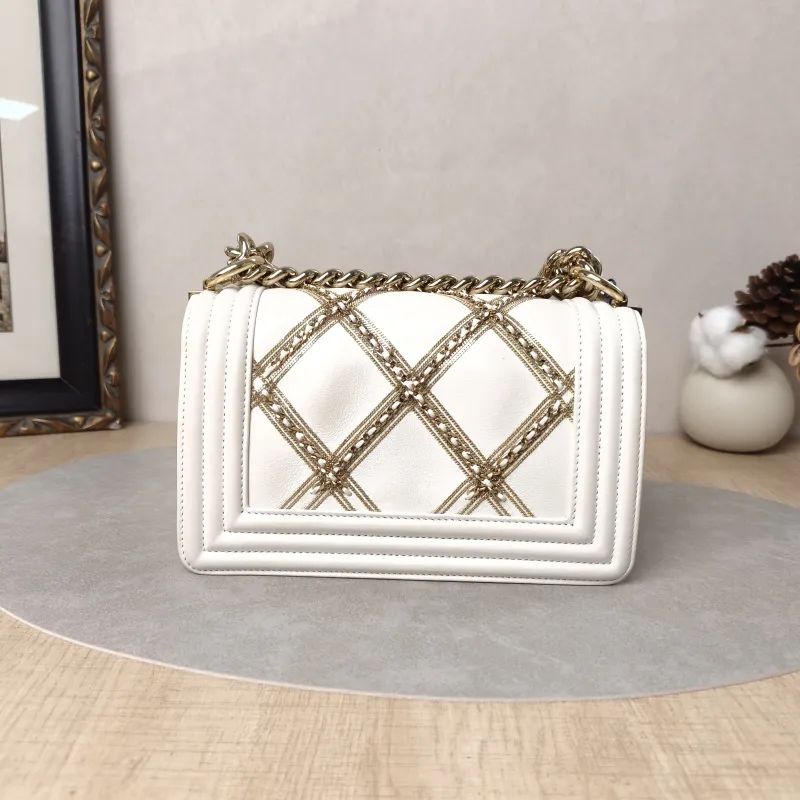 Chanel Crossbody Bag Le Boy​ Edition White Calfskin Small20.5 × 8.5 × 12 cm — cover view 5 of 5