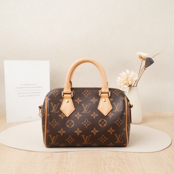 Louis Vuitton Speedy20Monogram Microchip Edition · Shoulder Strap · · · 20.5 × 12 × 13.5 cm
