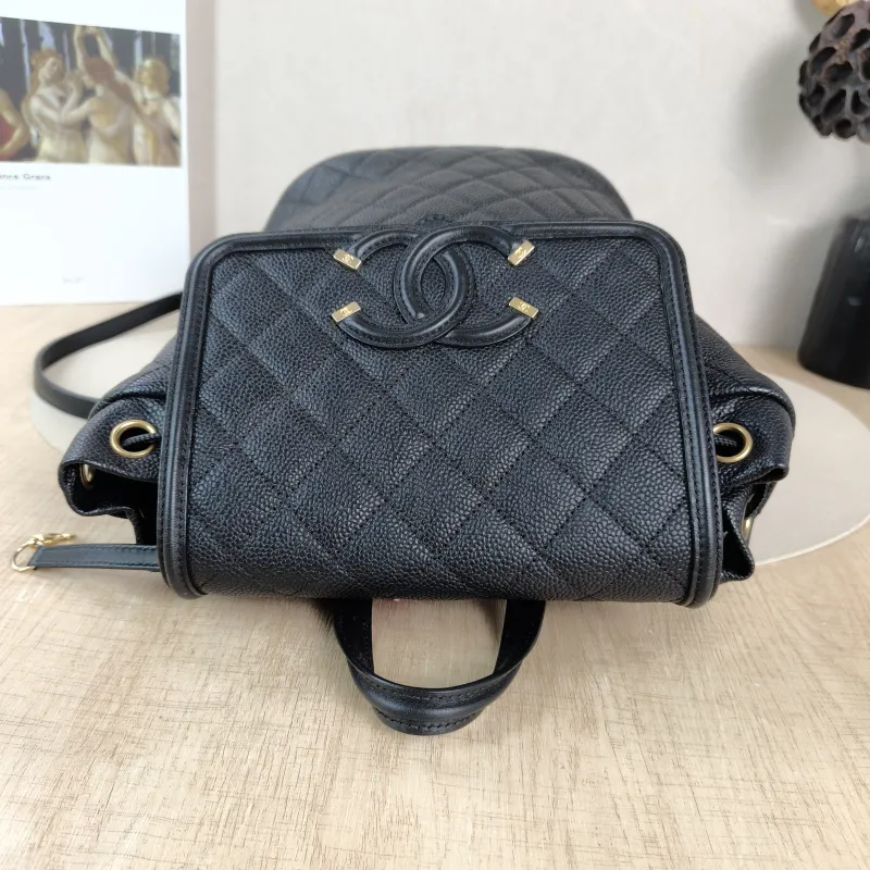 Chanel Backpack vanity case Backpack Black Calfskin One Size 22 × 13 × 25 cm 26 — detail view 12 of 13