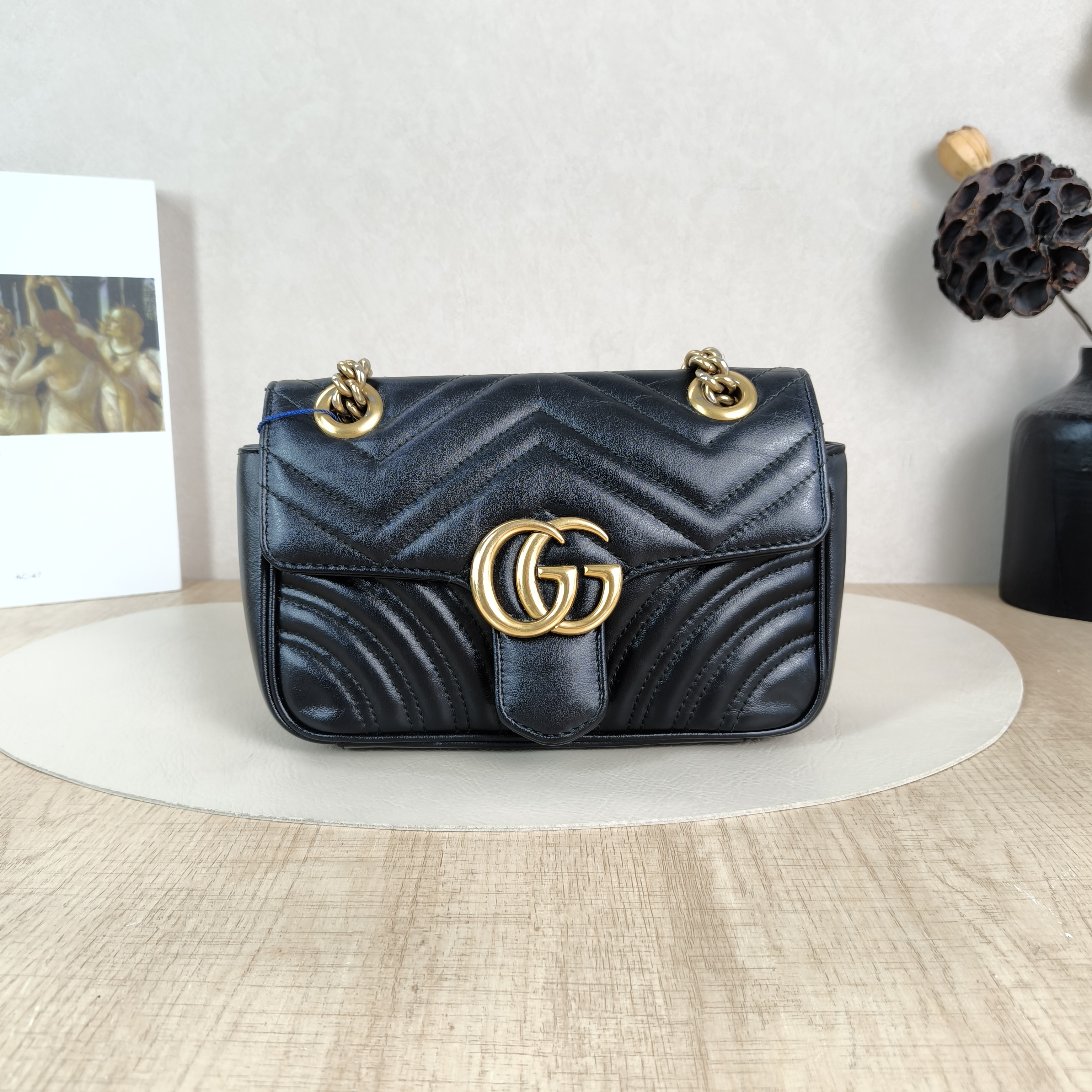GUCCI Crossbody Bag GG Marmont Small Marmont 22Black CC alfskin Small22 × 6 × 13 cm