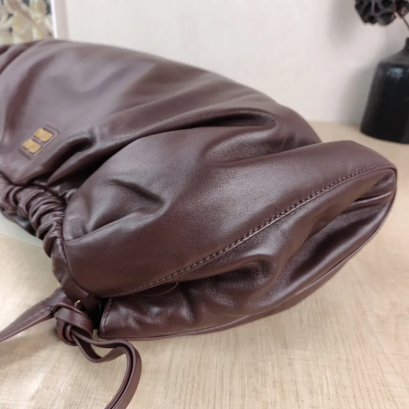 Miumiu Shoulder Bag Joie Shoulder Bag Lambskin Large 52 × 8 × 23 cm — detail view 3 of 10