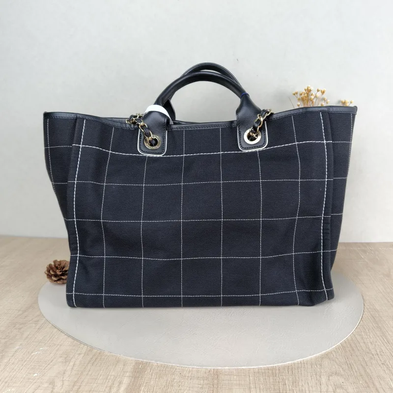 Chanel Shoulder Bag Black Canvas One Size 38 × 19 × 29 cm — cover view 2 of 5