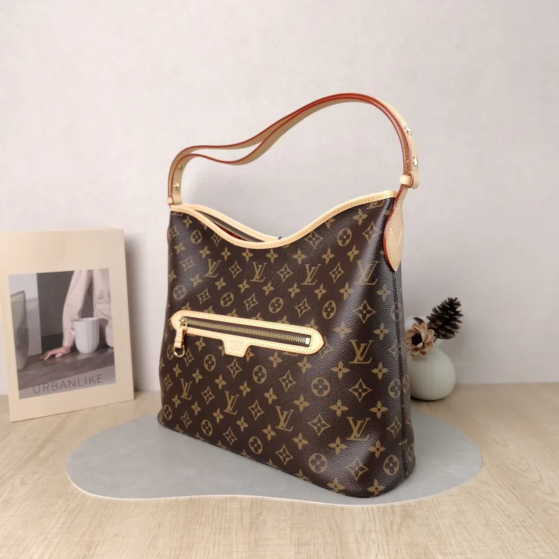 Louis Vuitton Shoulder Bag Lineup Monogram PVC One Size 34.5 × 13 × 26 cm — cover view 4 of 6