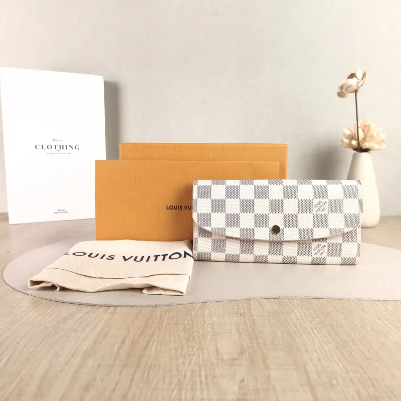 Louis Vuitton Wallet Edition Wallet PVC One Size 19 × 2 × 10 cm — cover view 4 of 6