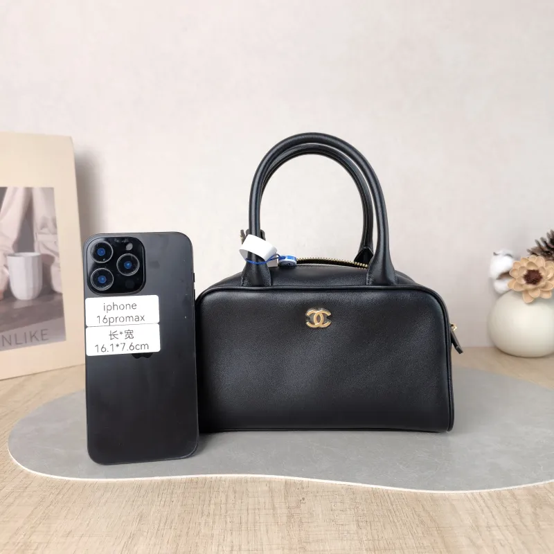 Chanel Shoulder Bag Bowling Bag Black Calfskin 20 × 8 × 12 cm — cover view 6 of 6
