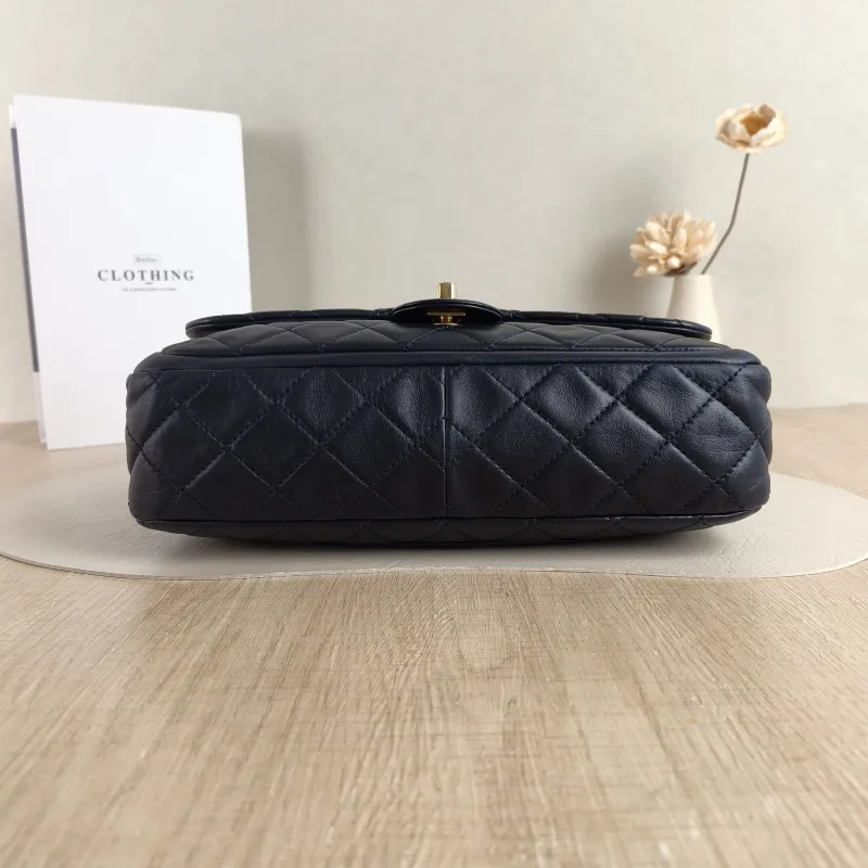 Chanel Crossbody Bag cf Crossbody Bag Navy Lambskin One Size 28 × 6 × 19 cm 18 — cover view 6 of 6