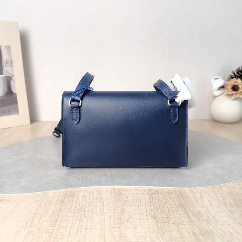 Hermès Crossbody Bag hermesnap 18 Crossbody Bag Epsom Calfskin One Size 18.5 × 4.5 × 11.5 cm K — cover view 3 of 6