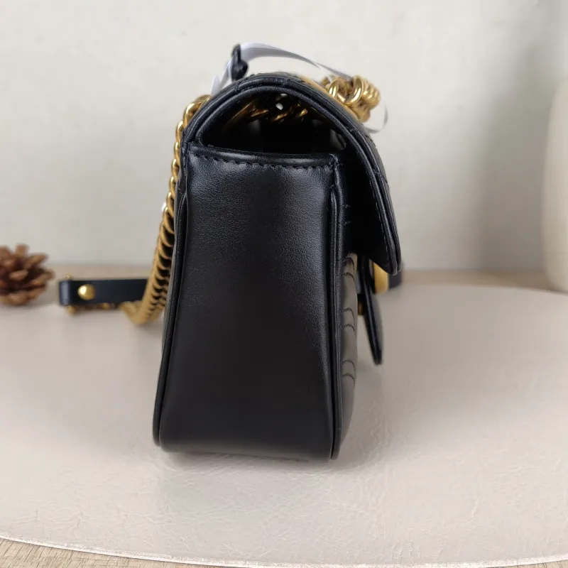 GUCCI Crossbody Bag GG Marmont Small Marmont 22Black CC alfskin Small22 × 6 × 13 cm — detail view 5 of 12