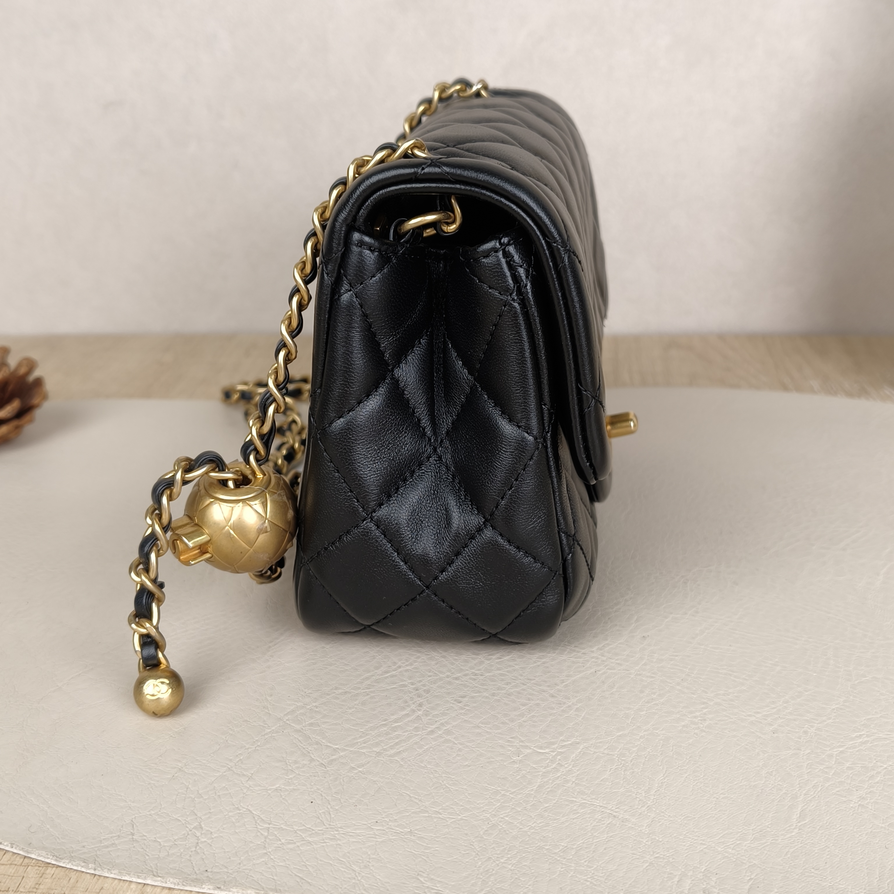 Chanel Crossbody Bag Classic Flap Mini CF Mini Black with Gold-Tone Hardware SL ambskin17 × 8 × 13.5 cm — cover view 2 of 9