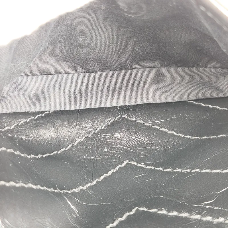 SAINT LAURENT Crossbody Bag Niki D Waxed Leather Calfskin Small21 × 7.5 × 16 cm — detail view 2 of 14