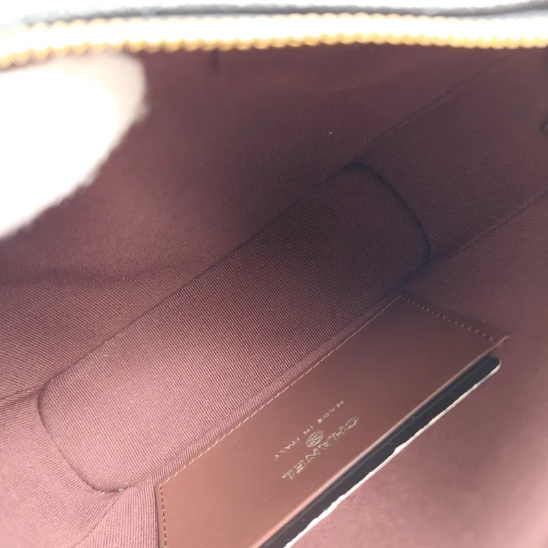 Chanel Crossbody Bag25c Vanity Case Bag Black Grained Calfskin One Size16 × 6 × 13 cm — detail view 1 of 12
