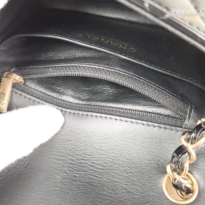 Chanel Crossbody Bag Classic Flap Mini CF Mini Black with Gold-Tone Hardware Patent Leathermini17 × 8 × 13.5 cm — detail view 11 of 13
